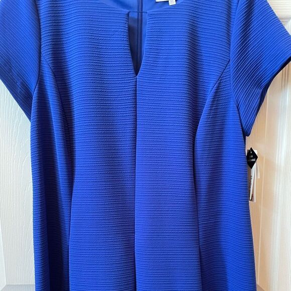 COBALT BLUE FRONT PLEATED SHORT SLEEVE DRESS BY STUDIO ONE SIZE 16W - Picture 2 of 6